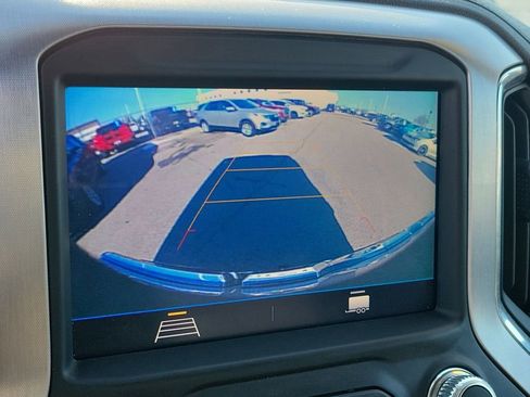 Used 2021 GMC Sierra 1500 SLE w/ Driver Alert Package I AWD/4WD image 28