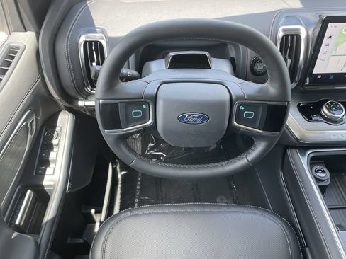 New 2026 Ford Expedition Platinum w/ Driver's Package AWD/4WD image 13