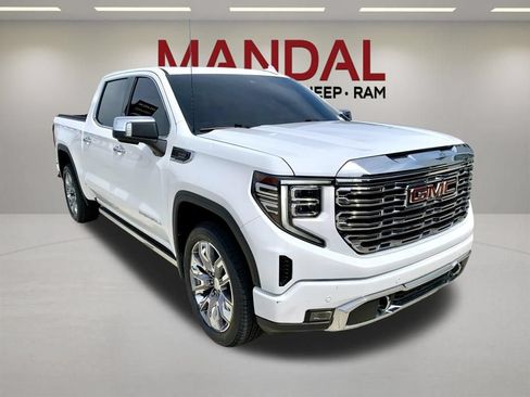 Used 2024 GMC Sierra 1500 Denali w/ Denali Reserve Package AWD/4WD image 4