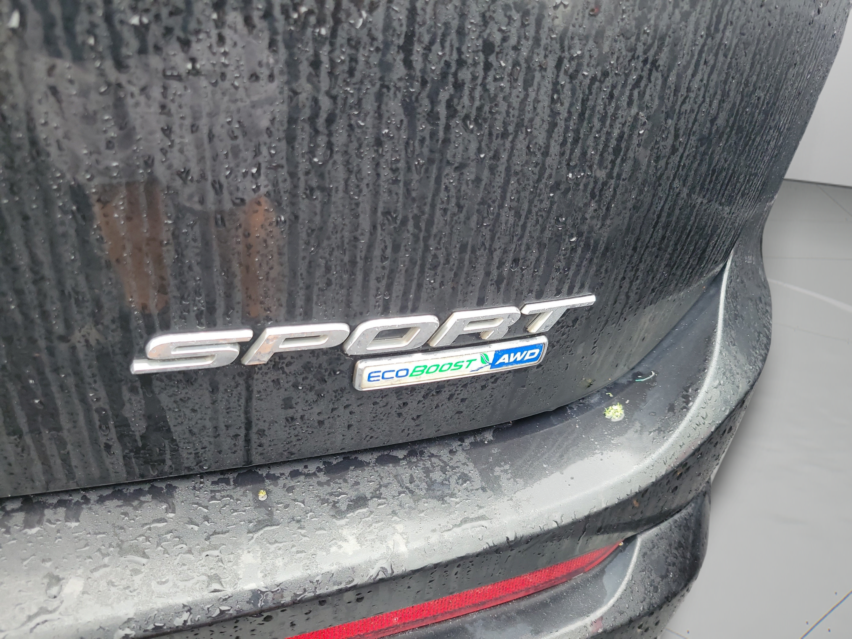 Used 2015 Ford Edge Sport w/ Equipment Group 401A AWD/4WD image 19