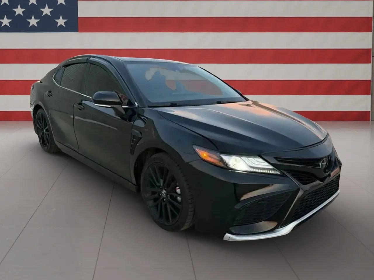 Used 2024 Toyota Camry XSE FWD image 1