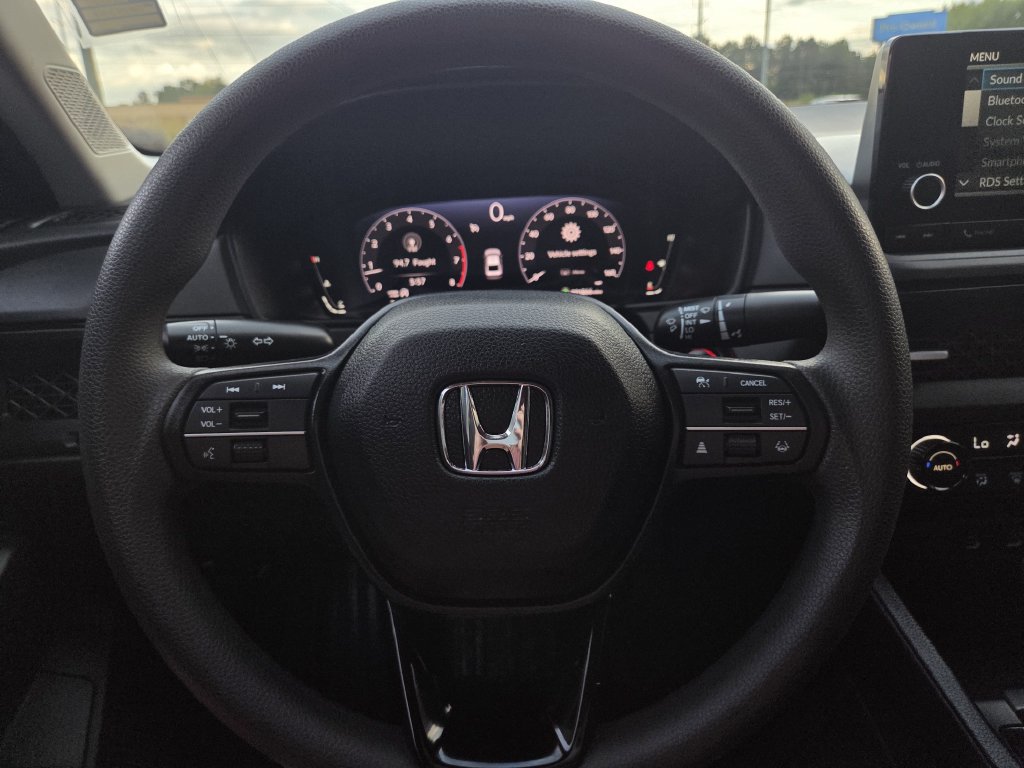 Certified 2025 Honda Accord SE image 21