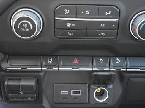 New 2026 Chevrolet Silverado 2500 W/T w/ Z71 Off-Road Package image 24