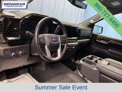 Used 2024 GMC Sierra 1500 Elevation AWD/4WD image 13