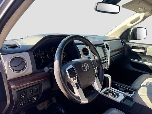 Used 2021 Toyota Tundra Limited w/ Limited Premium Package RWD image 9