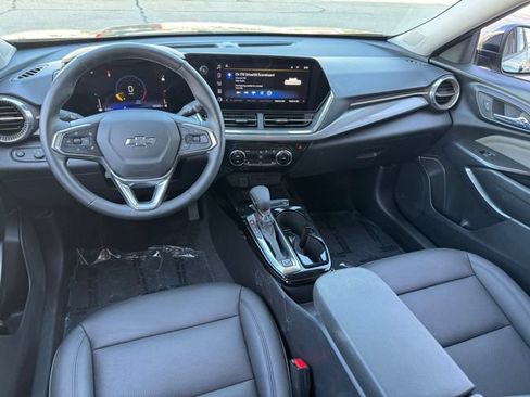 Certified 2024 Chevrolet Trax ACTIV w/ Driver Confidence Package FWD image 14