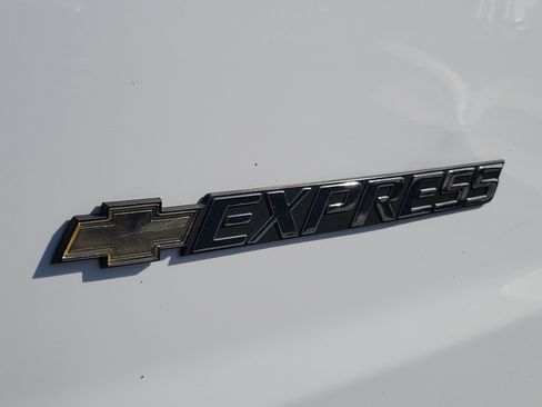 Used 2025 Chevrolet Express 2500 Extended w/ Driver Convenience Package RWD image 11