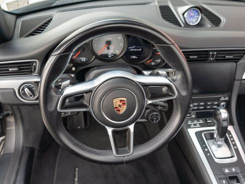 Used 2017 Porsche 911 Carrera S RWD image 14