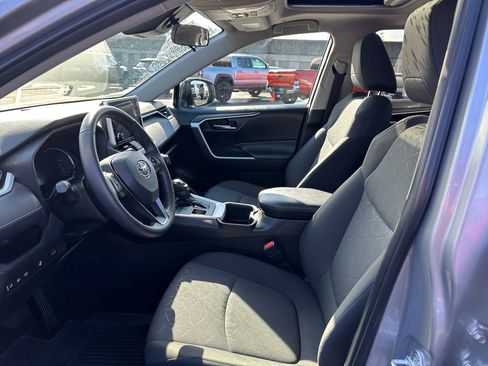 Used 2023 Toyota RAV4 XLE w/ Convenience Package AWD/4WD image 13