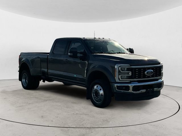 Certified 2023 Ford F450 Lariat w/ Lariat Ultimate Package AWD/4WD image 7