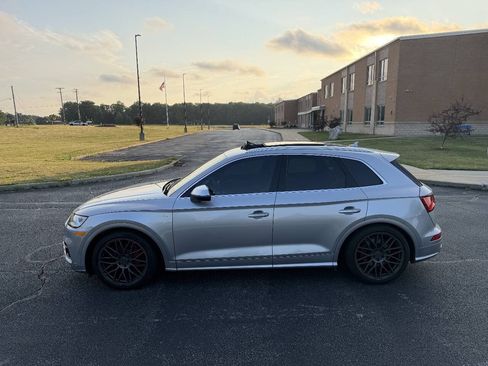Used 2018 Audi SQ5 Prestige AWD/4WD image 2