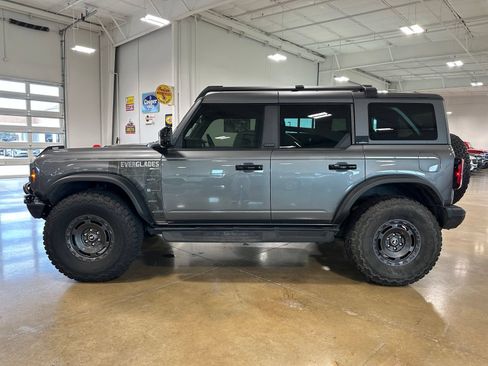 Used 2024 Ford Bronco Everglades AWD/4WD image 5