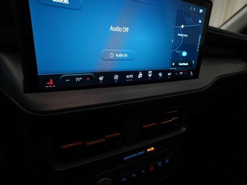 Used 2025 Ford Maverick Tremor image 20