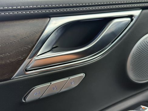 Used 2025 Genesis GV80 2.5T Advanced image 25