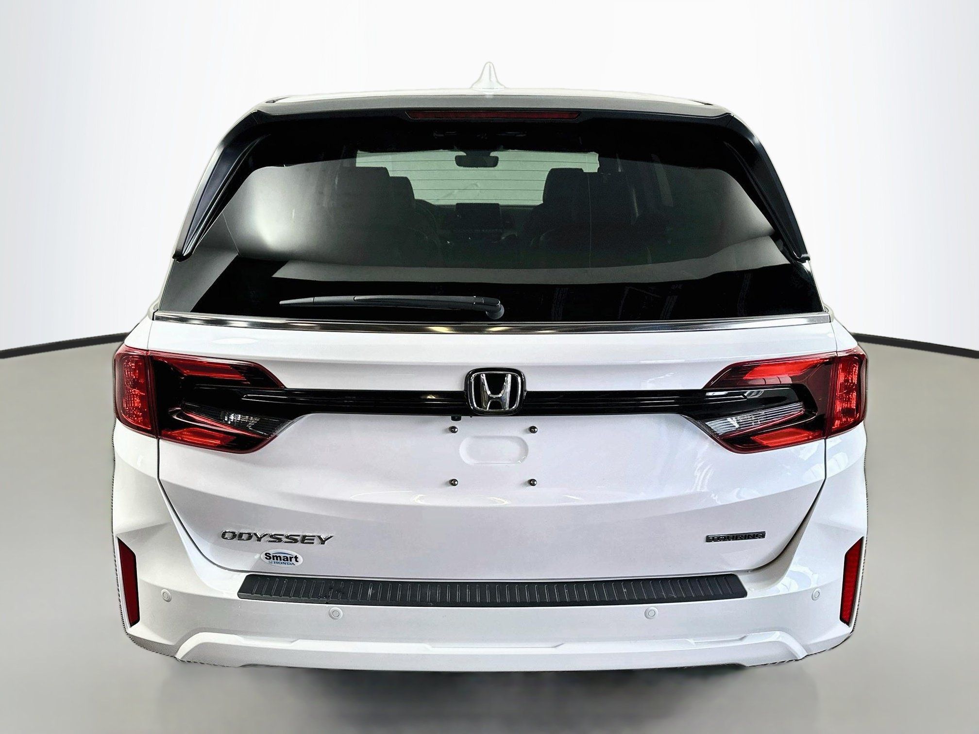 Used 2025 Honda Odyssey Touring image 6