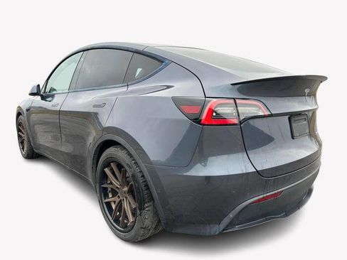 Used 2020 Tesla Model Y Performance image 3
