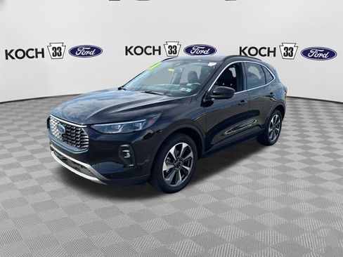 Used 2024 Ford Escape Platinum AWD/4WD image 3