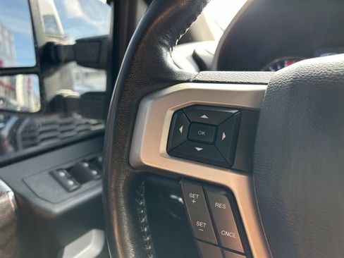Used 2018 Ford F250 Lariat image 37
