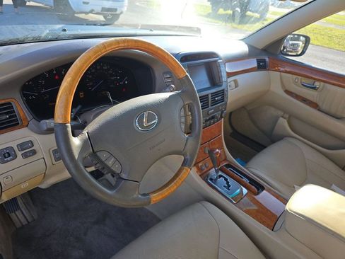 Used 2005 Lexus LS 430 image 8