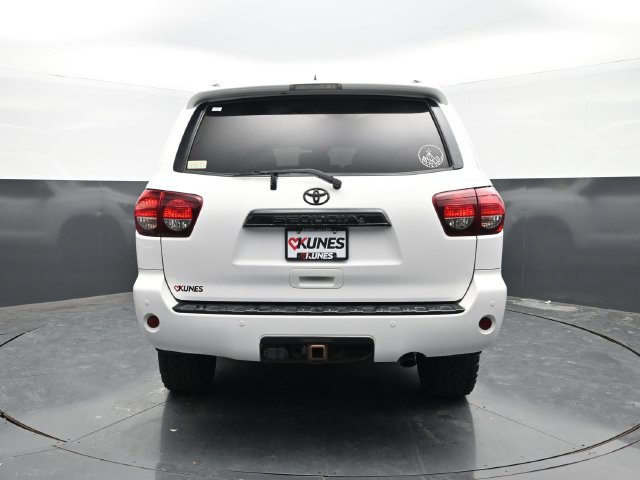 Used 2018 Toyota Sequoia TRD Sport AWD/4WD image 8