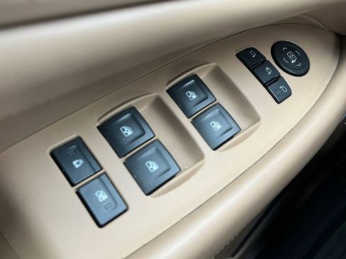 Used 2019 Cadillac Escalade Platinum image 7