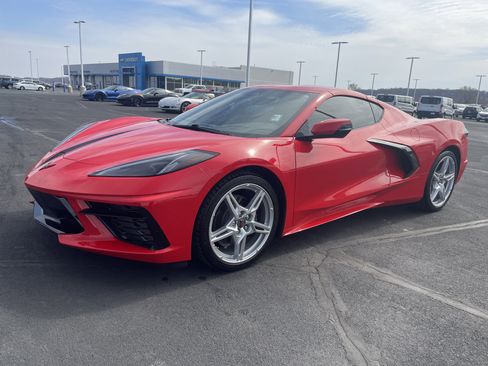 Used 2025 Chevrolet Corvette Stingray Coupe w/ 1LT image 1