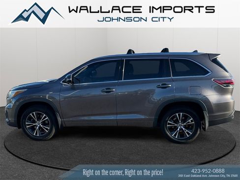Used 2016 Toyota Highlander XLE image 1