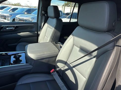 New 2026 Chevrolet Tahoe LT image 15