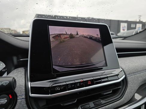 New 2026 Jeep Compass Latitude image 28