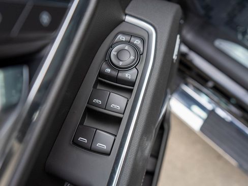 New 2026 GMC Sierra 1500 SLT w/ SLT Premium Plus Package image 19