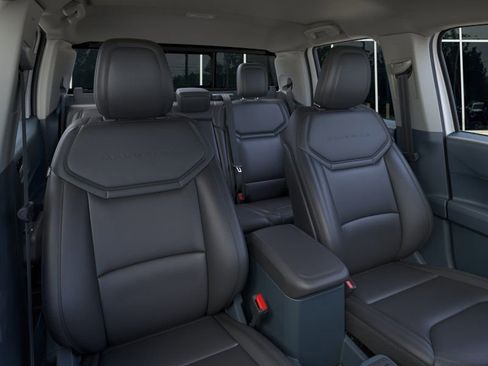 New 2025 Ford Maverick Lariat w/ Black Appearance Package image 10