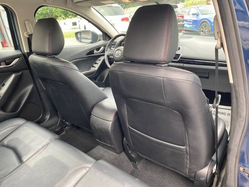 Used 2014 MAZDA MAZDA3 i Grand Touring w/ Appearance Package FWD image 28