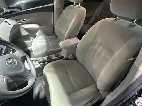 Used 2013 Toyota Corolla LE image 7