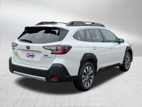 Used 2023 Subaru Outback Limited image 7