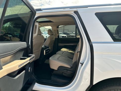 Used 2024 Ford Expedition Max Limited AWD/4WD image 20
