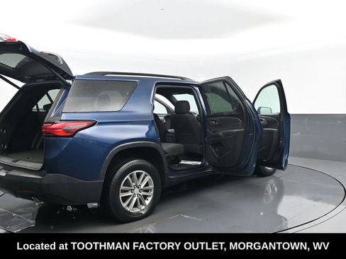 Used 2023 Chevrolet Traverse LT AWD/4WD image 30