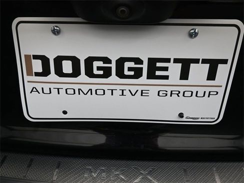 Used 2016 Lincoln MKX Reserve w/ Cargo Utility Package image 23