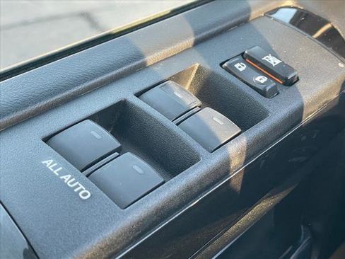 Used 2023 Toyota 4Runner TRD Off-Road Premium image 17