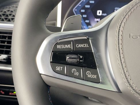 New 2026 BMW X7 M60i image 14