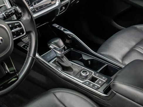 Used 2021 Kia Sorento SX image 14