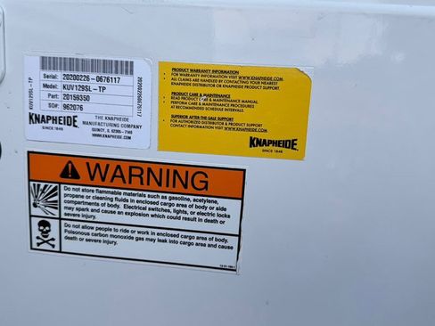 Used 2020 Chevrolet Express 3500 w/ Power Convenience Package image 23