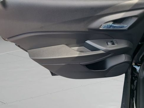 New 2026 Chevrolet Trax RS FWD image 18