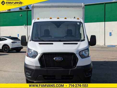 Used 2022 Ford Transit 350 DRW RWD image 2