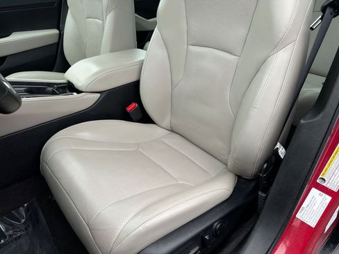 Used 2023 Honda Accord Touring image 17