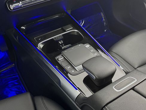 Certified 2022 Mercedes-Benz GLB 250 image 7