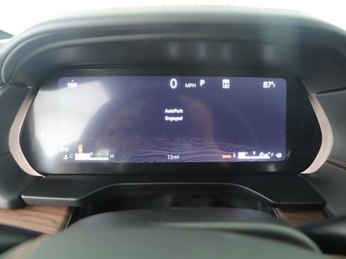 New 2025 Jeep Grand Cherokee L Summit image 16