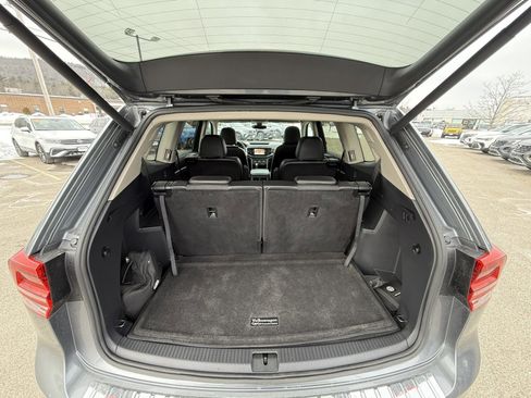 Used 2019 Volkswagen Atlas SEL Premium image 24