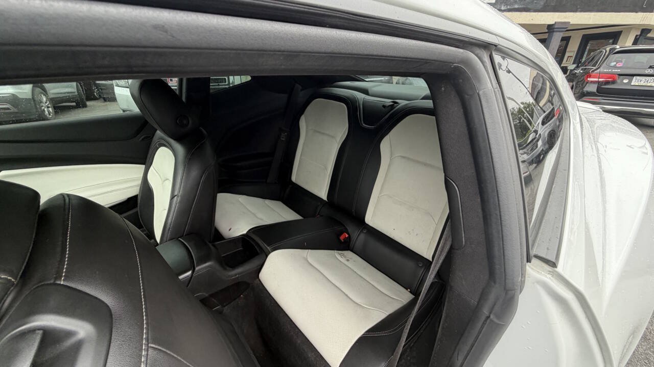 Used 2021 Chevrolet Camaro LT w/ RS Package RWD image 15