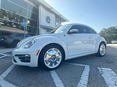 Used 2019 Volkswagen Beetle 2.0T Final Edition SEL FWD image 29