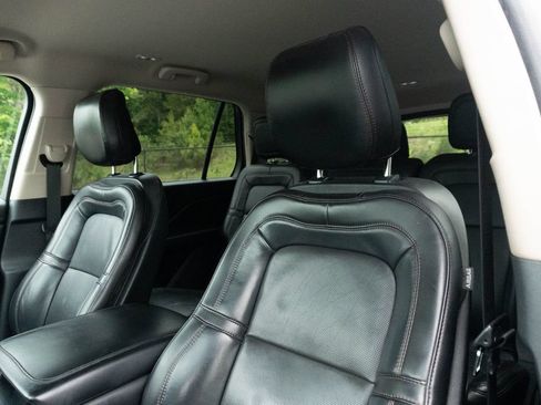 Used 2020 Lincoln Aviator Reserve w/ Elements Package Plus RWD image 19